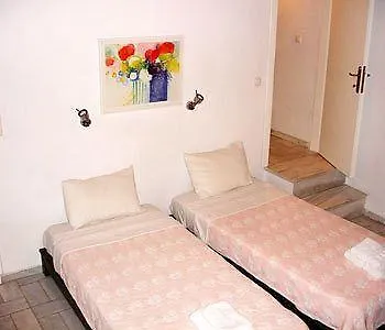 Andromeda Apartmanhotel 4*