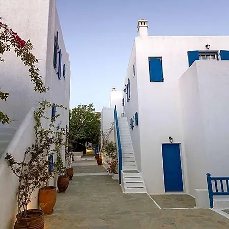 Апарт-отель Andromeda Mykonos Town