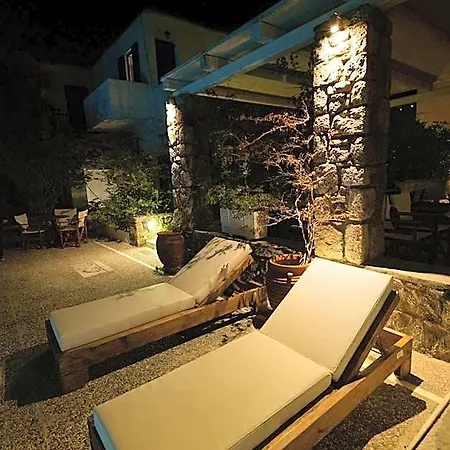 Апарт-отель Andromeda Mykonos Town