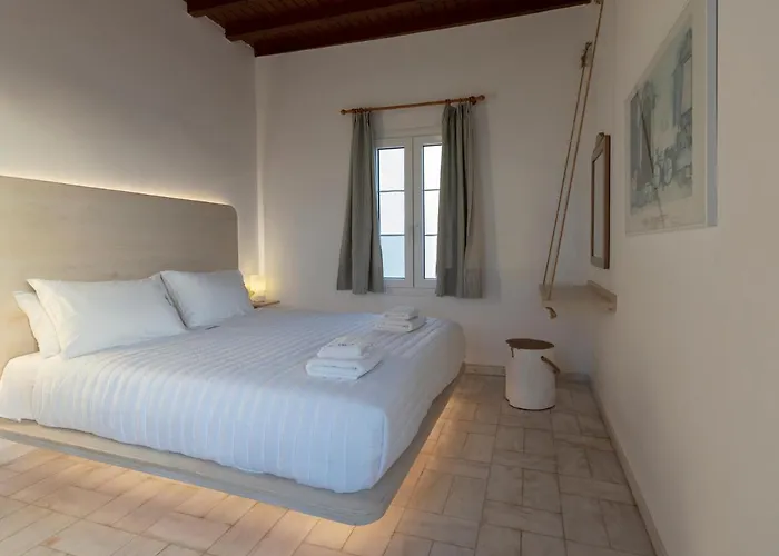 Andromeda 4* Mykonos Town