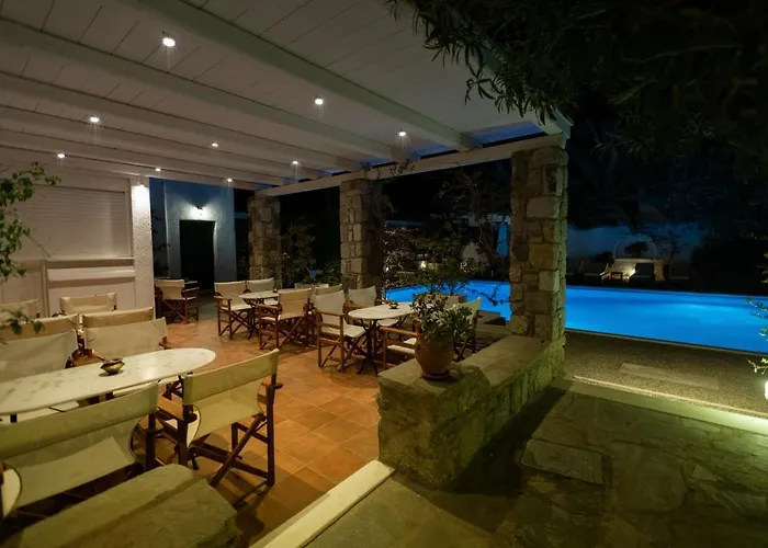 Andromeda Apartahotel 4*